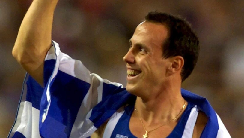 Ein solches Bild hätten sich die griechischen Fans bei Heim-Olympia 2004 gewünscht: ein jubelnder Kostas Kenteris wie hier nach dem WM-Titel in Edmonton (2001)