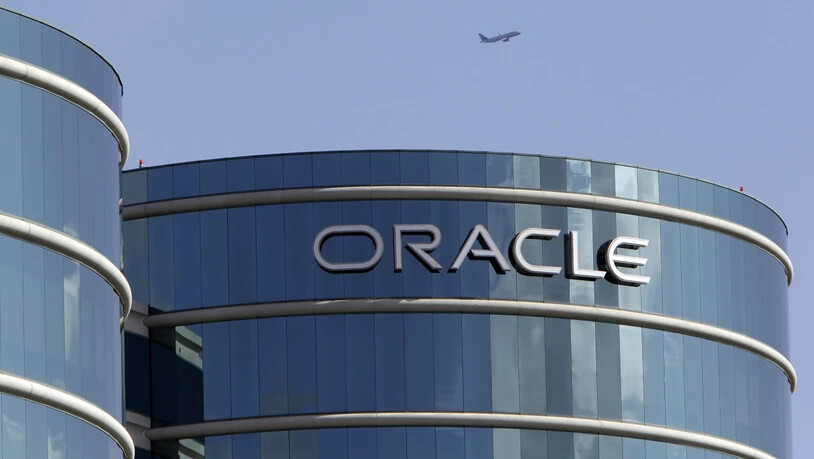 Der US-Softwarekonzern Oracle soll in den USA die Technologie-Partnerschaft des chinesischen Video-App Tiktok übernehmen. US-Präsident Donald Trump sieht in Tiktok ein Sicherheitsrisiko, wenn es um Daten von US-Bürgern geht.(Archivbild)