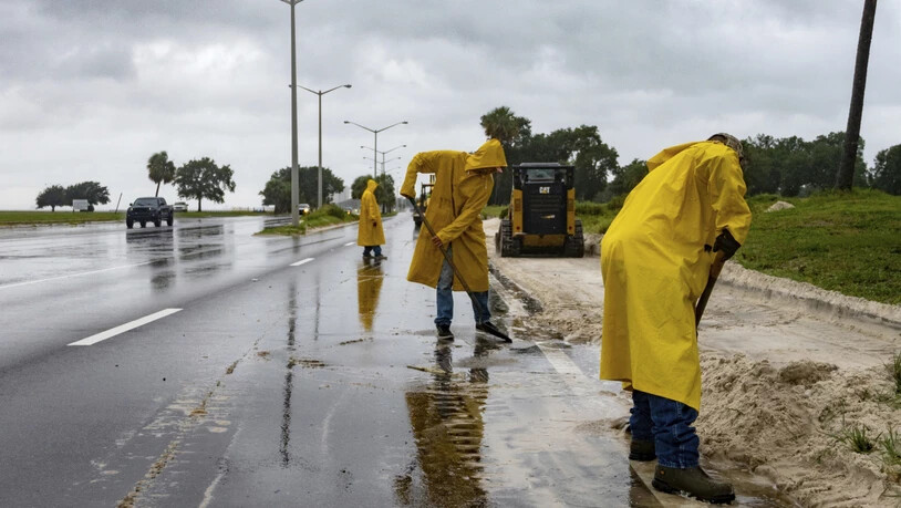 Hurrikan «Sally» hat auf seinem Weg in Richtung der US-Golfküste weiter an Kraft gewonnen. Der Wirbelsturm wurde auf einer Skala von eins bis fünf auf einen Hurrikan der Kategorie zwei hochgestuft. Foto: Lukas Flippo/The Sun Herald/AP/dpa