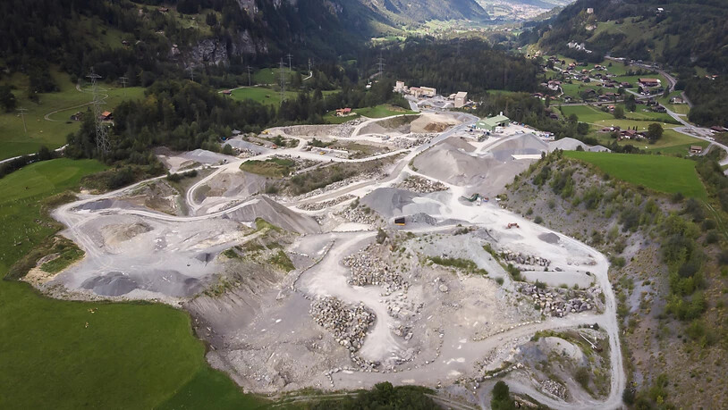 Der Steinbruch Mitholz, wo laut Angaben des Kantons Bern alter Schotter aus dem Lötschberg-Scheiteltunnel illegal abgelagert worden ist.