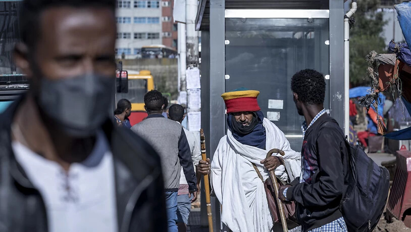 Nach einer Militäroffensive der äthiopischen Regierung gegen die Regierungspartei der Region Tigray fliehen immer mehr Menschen aus dem Land Richtung Sudan, berichtet das UN-Flüchtlingshilfswerk. Foto: Mulugeta Ayene/AP/dpa