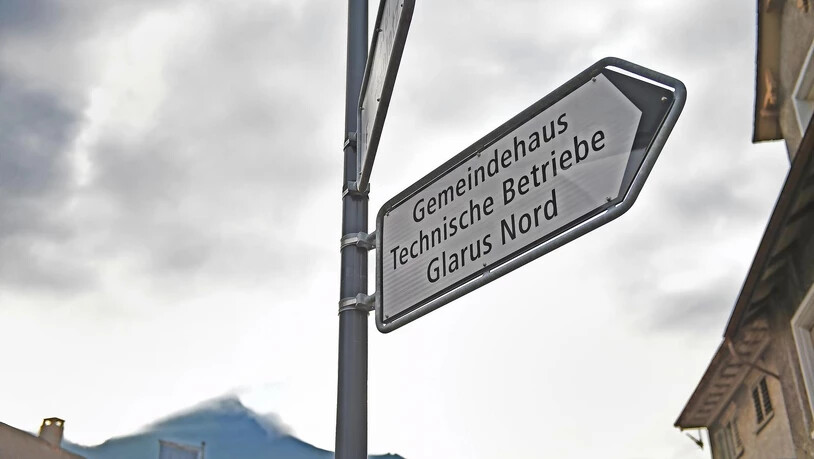 Wohin geht der Weg? Bei den Technischen Betrieben Glarus Nord werden Fragen zur Führung gestellt und Weichen neu gestellt. 
