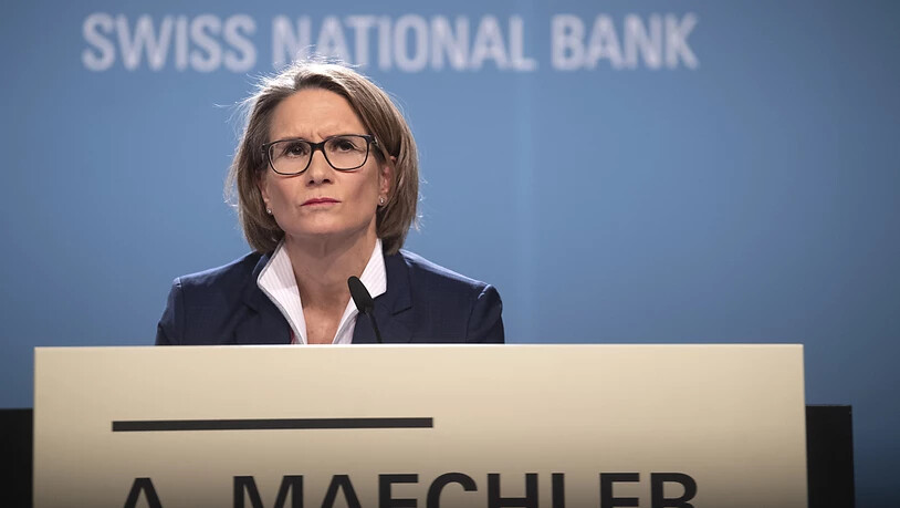 Für Andréa Maechler, Mitglied des Direktoriums der Schweizerischen Nationalbank SNB, sind trotz der erfolgreichen Tests noch wichtige Fragen bezüglich einer allfälligen SNB-Digitalwährung unbeantwortet. (Archivbild)