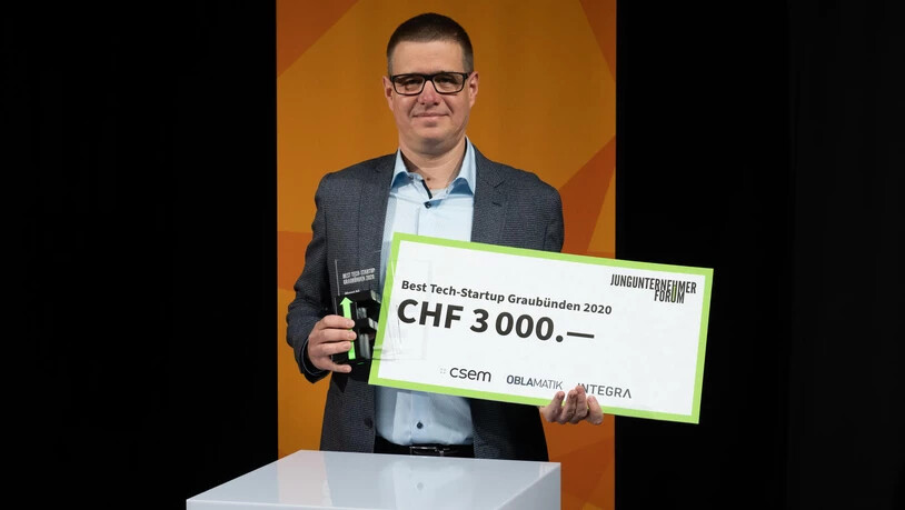 Der Preis für das beste Bündner Tech-Startup 2020 ging an die Alunos AG, vertreten durch Christoph Peyer, Leiter Research and Development. 