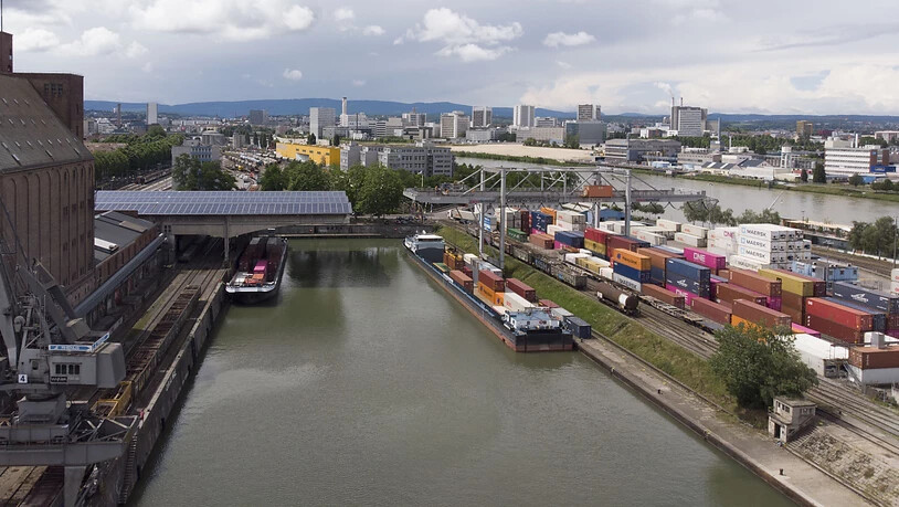 Der Baurechtsvertrag für Swissterminal läuft am Basler Hafen Kleinhüningen 2029 aus.