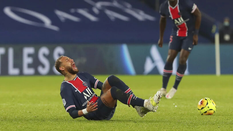 Neymar verletzte sich bei der PSG-Niederlage gegen Lyon am Knöchel