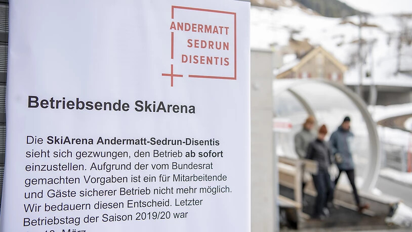 Betriebsende in der Skiarena Andermatt im Frühling beim ersten Lockdown. Die Zürcher Kantonsregierung schlägt vor, die Massnahme erneut zu ergreifen. (Archivbild)