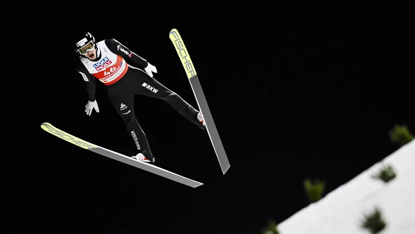 Gregor Deschwanden segelt in die Tiefe: Am Samstag will er noch ein paar Meter mehr herausholen.