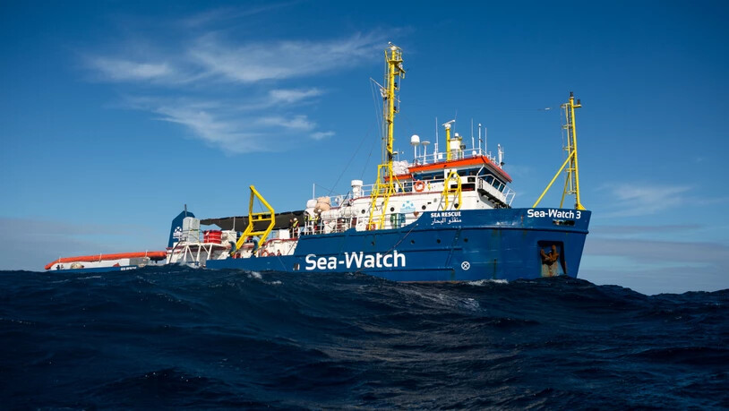 ARCHIV - Das deutsche Flüchtlings-Rettungsschiff «Sea-Watch 3» auf See. Foto: Fabian Melber/Sea-Watch.org/dpa - ACHTUNG: Nur zur redaktionellen Verwendung und nur mit vollständiger Nennung des vorstehenden Credits