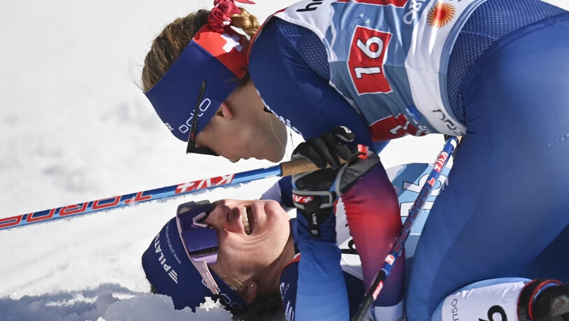 Sie haben gut lachen: Nadine Fähndrich (li.) und Laurien van der Graaff erfüllten bei der WM im Teamsprint die eigenen hohen Erwartungen liefen auf das Podest