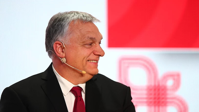 Ungarns Präsident Viktor Orban zieht seine 12 Fidesz-Europaabgeordneten aus der EVP-Fraktion ab. Er kommt damit einer Suspendierung seiner Regierungspartei zuvor. (Archivbild)