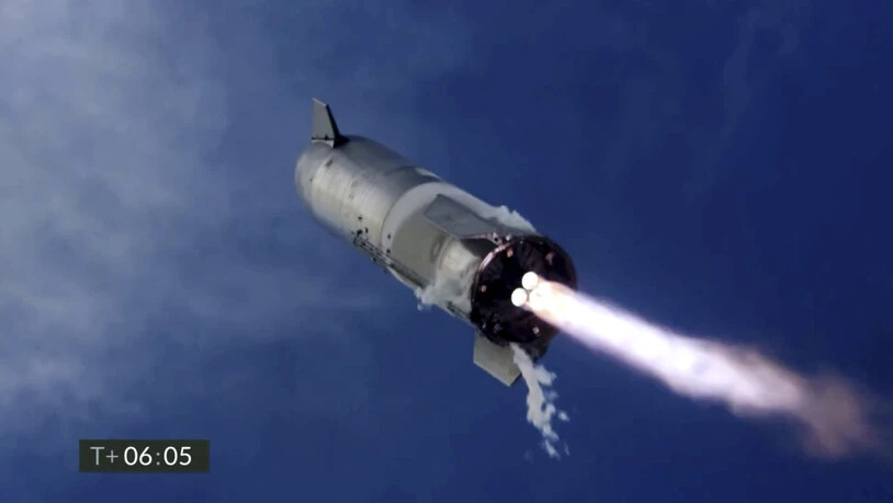 Eine unbemannte SpaceX-Rakete ist kurz nach einer erfolgreichen Landung explodiert.