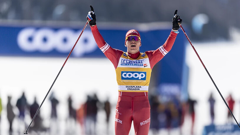 Alexander Bolschunow freut sich über einen weiteren Sieg