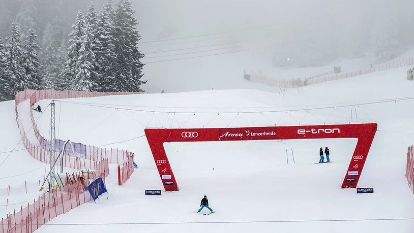Nebel verhindert am Weltcup-Finale in Lenzerheide die Durchführung der Super-G vom Donnerstag