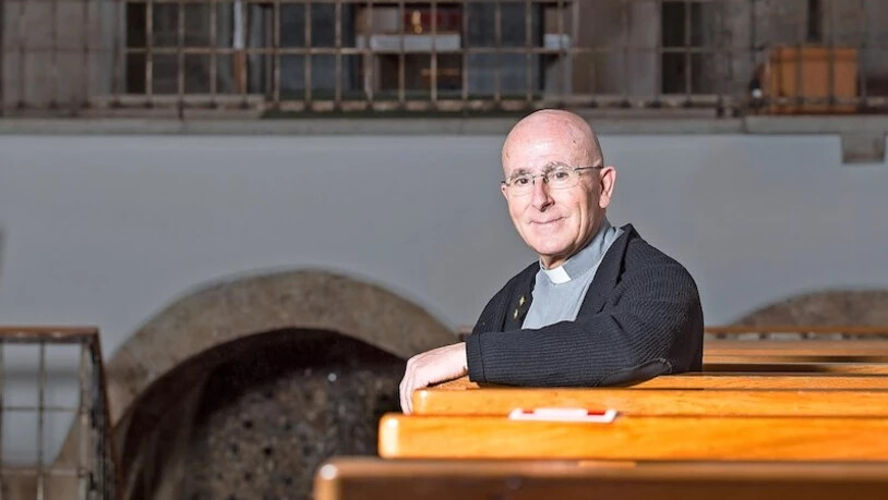 Hohe Würde: Am Freitagnachmittag um 16 Uhr wird Joseph Maria Bonnemain in der Kathedrale in Chur zum neuen Oberhaupt des Bistums Chur  geweiht. Er folgt auf Bischof Vitus Huonder, der vom 8. September 2007 bis zum 20. Mai 2019 im Amt war.
