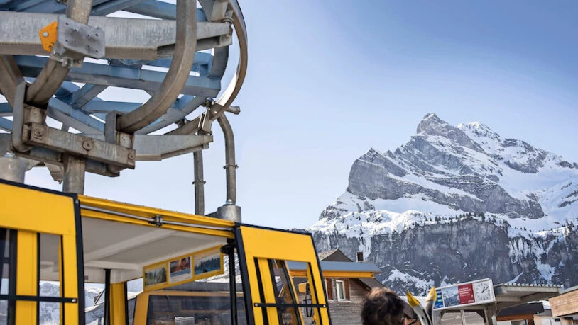 Die Aussichten sind trüber, als es scheint: Wie es mit den Sportbahnen Braunwald weitergehen soll, bleibt auch nach dem Schuldenschnitt offen. Bild: Sasi Subramaniam