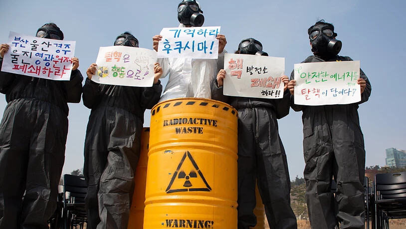 Koreanische Klima-Aktivisten warnen am 10. Jahrestag der Atomkatastrophe von Fukushima vor den Gefahren, die nach wie vor von kontaminierten radioaktiven Abfällen ausgehen. (Archivbild)