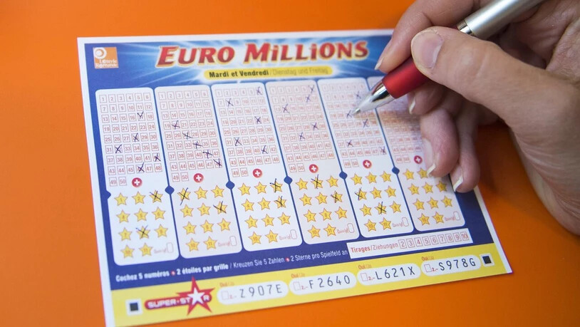 Ein Glückspilz hat bei Euromillions mehr als 75 Millionen Franken abgeräumt. (Archivbild)