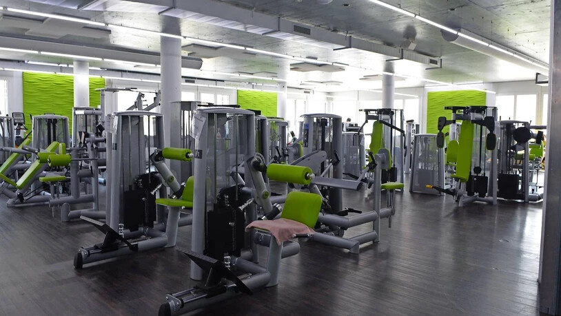 Kein Ansturm nach der Wiedereröffnung: Auch in den Glarner Fitnessstudios darf seit Montag wieder trainiert werden.