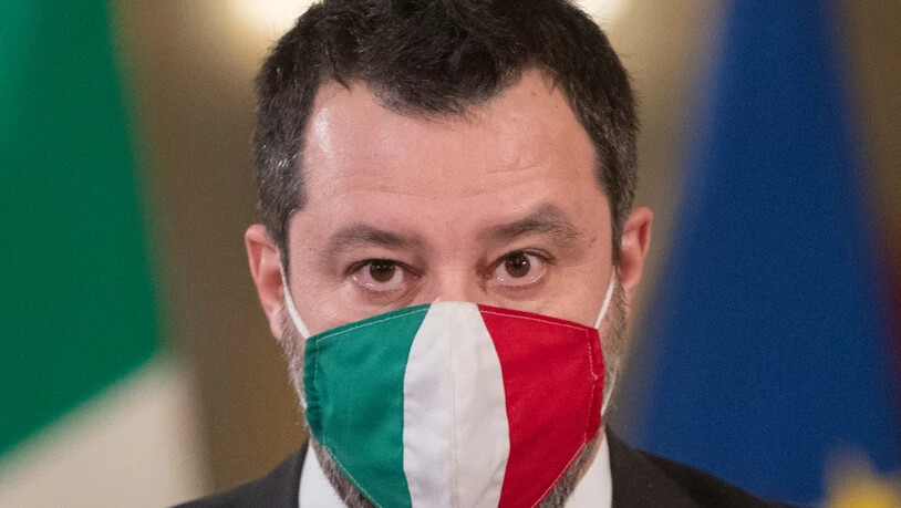 ARCHIV - Matteo Salvini, Vorsitzender der rechten Partei Lega, trägt im Präsidentenpalast einen Mund-Nasen-Schutz. Foto: Alessandra Tarantino/AP Pool/AP/dpa