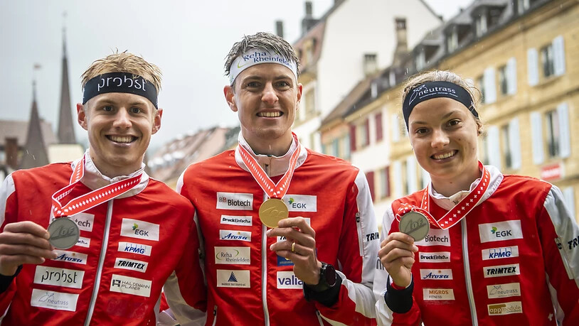 Das Schweizer Medaillentrio: Joey Hadorn, Matthias Kyburz und Simona Aebersold. (von links)