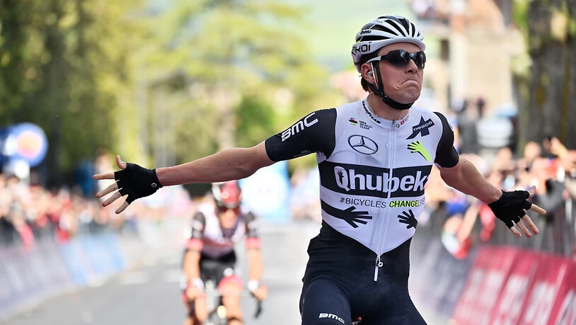 Schlicht sensationell, wie der 21-jährige Zürcher Neoprofi Mauro Schmid die 12. Giro-Etappe gewann