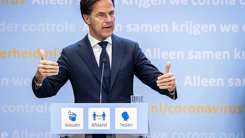Mark Rutte, Ministerpräsident der Niederlande, spricht auf einer Pressekonferenz. (Archivbild) Foto: Remko De Waal/ANP/dpa