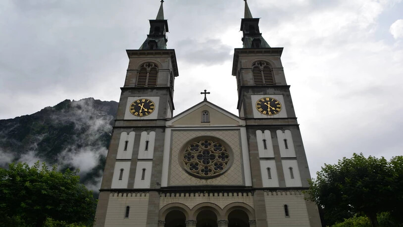 Die Stadtkirche von aussen. 
