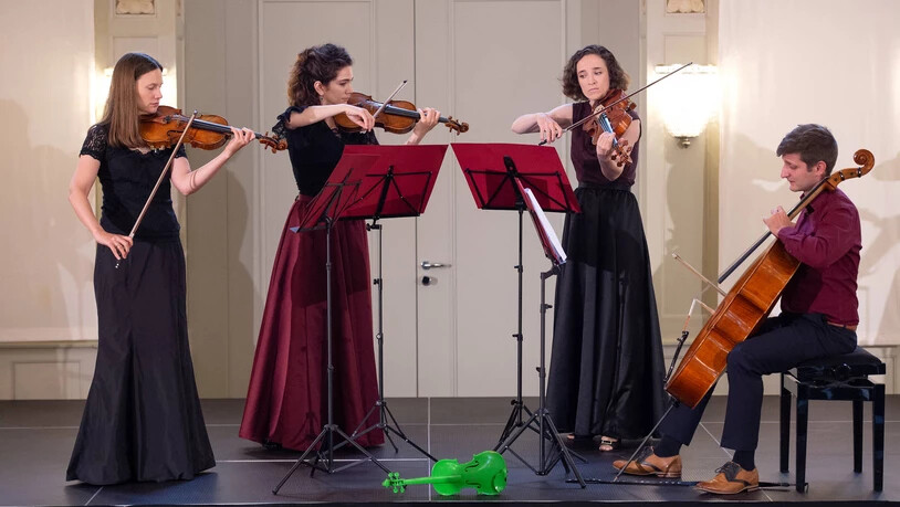 Das Belenus Quartett Streichquartett anlässlich eines Konzerts des Flimsfestival im Jugendstilsaal im Hotel Waldhaus Flims.