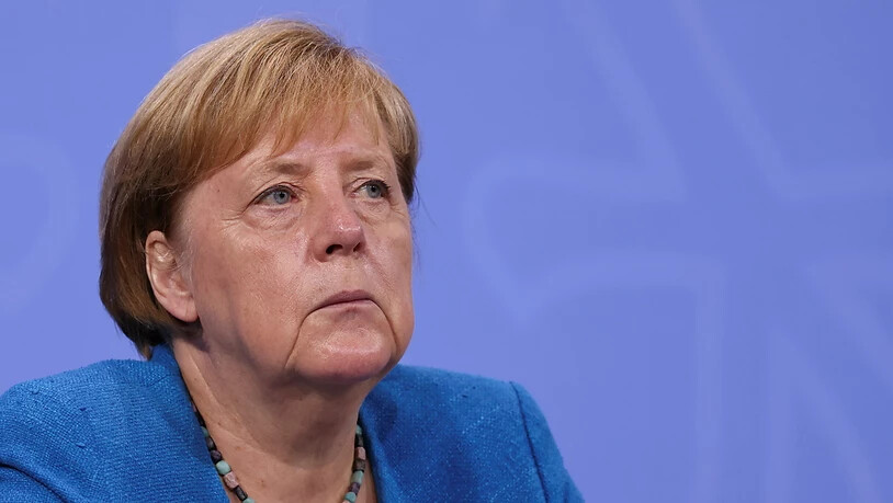 Bundeskanzlerin Angela Merkel (CDU) bei einer Pressekonferenz. (Archivbild) Foto: Christian Mang/Reuters/Pool/dpa