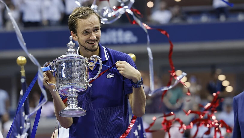 Daniil Medwedew rückt dank seinem ersten Grand-Slam-Sieg auch in der Weltrangliste näher an den Führenden Djokovic heran