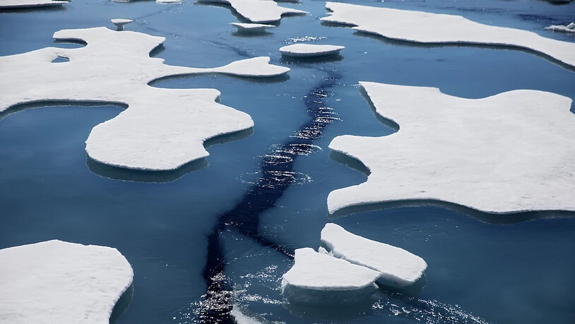ARCHIV - Klimawandel, Übernutzung und Umweltverschmutzung stellen eine nie dagewesene Belastung für die Meere weltweit dar. (Archivbild) Foto: David Goldman/AP/dpa