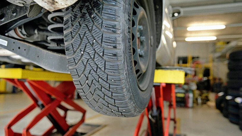 Gerichtsaal statt Werkstatt: Ein Glarner Garagist wird von einem Autohersteller wegen einer Markenrechtsverletzung verklagt.