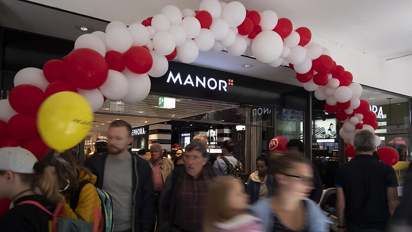 Die Multimedia- und Elektronikkette Fnac eröffnet neun weitere Shops in Manor-Warenhäuser in der Westschweiz. Zudem sind auch Shops in der Deutschschweiz und im Tessin geplant. (Archivbild)