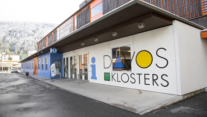 Gästeberatung von Davos Klosters Aussenaufnahme. 