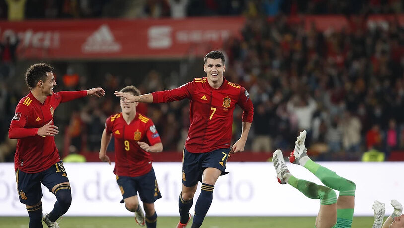 Alvaro Morata jubelt über seinen Treffer und die endgültige Entscheidung gegen Schweden