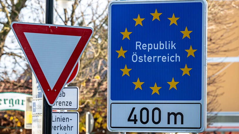 Ein Grenzübergang zu Österreich. Foto: Armin Weigel/dpa
