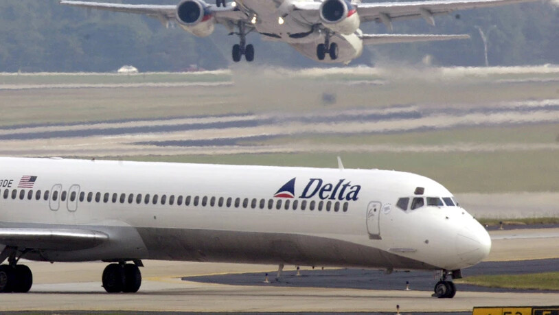 Die beiden US-Fluggesellschaften Delta Air und United Airlines halten trotz der neuen Virusvariante an ihren Direktverbindungen mit dem südlichen Afrika fest. (Archivbild)