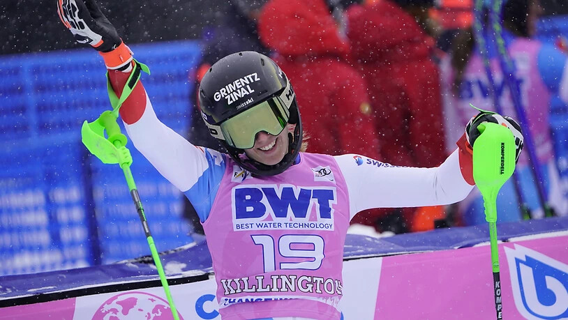 Camille Rast freut sich in Killington über ihren 16. Platz