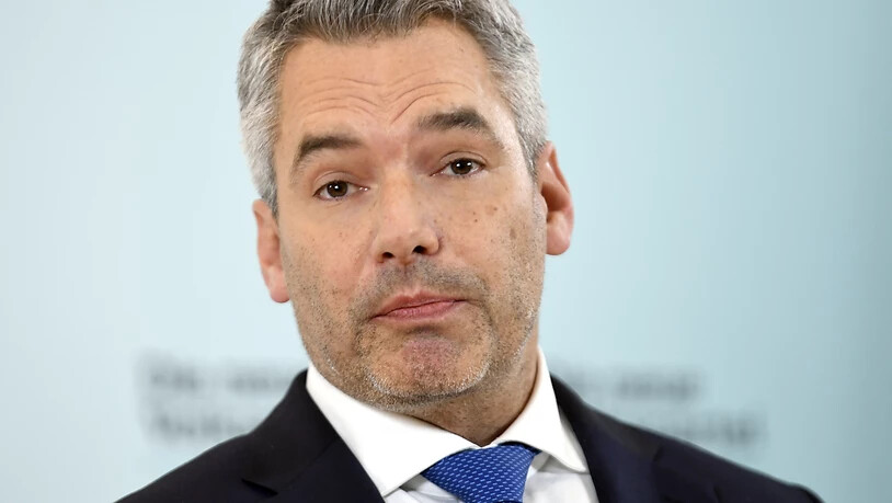 Karl Nehammer soll neuer Chef der konservativen ÖVP und neuer Bundeskanzler von Österreich werden. Foto: Roland Schlager/APA/dpa