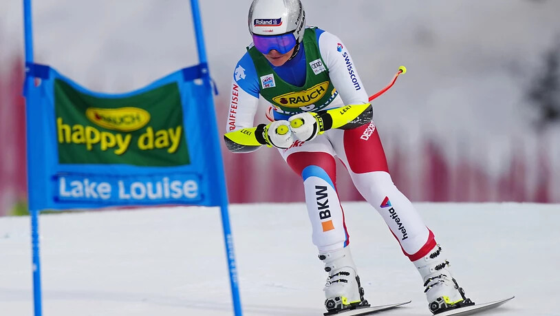 Corinne Suter fährt blockiert
