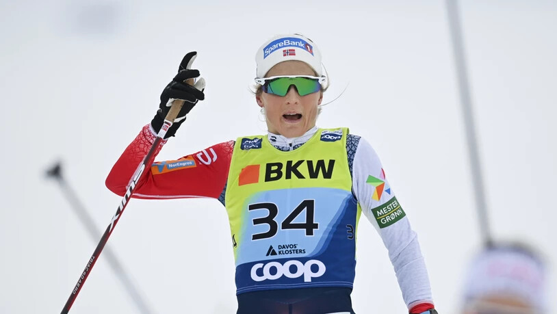 Wieder da, wo sie normalerweise ist: Therese Johaug gewinnt in Davos auf überzeugende Art
