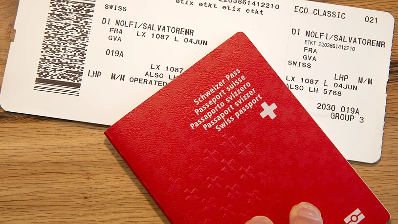 Wer mit dem roten Pass reisen können soll, sorgte im Ständerat einmal mehr für Grundsatzdiskussionen. (Symbolbild)