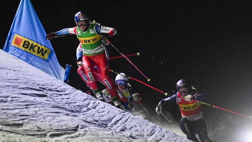 Auch die Schweizer Teamleaderin Fanny Smith (links) konnte für einmal nicht ganz vorne mitmischen