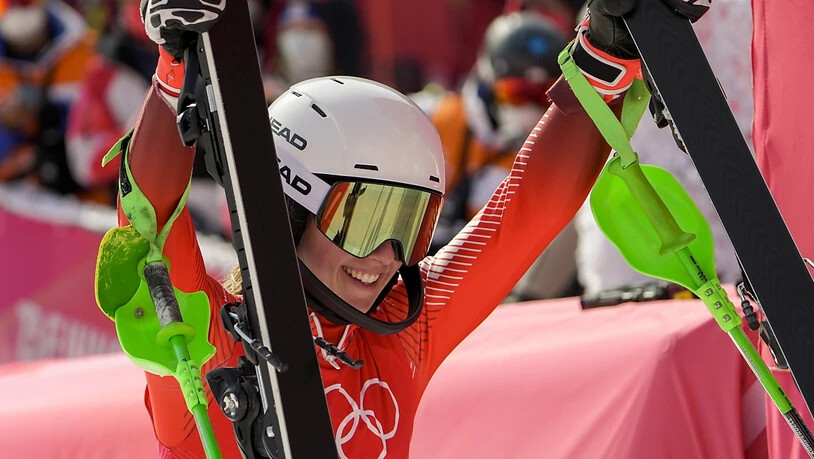Gross war die Freude bei Camille Rast über ihren 7. Rang beim Olympia-Debüt