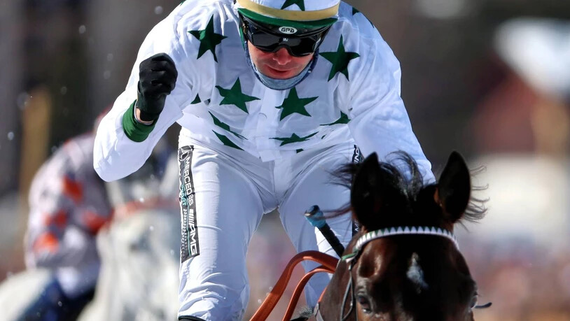 Vlacav Janacek auf Furioso gewinnt das Flachrennen ‘Longines 82. Grosser Preis von St. Moritz’. Die Preissumme dieses Flachrennens beträgt 100'000 Franken.
