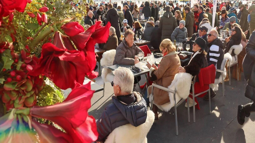 Dritter und letzter Renntag von White Turf St. Moritz am 20. Februar 2022 auf dem gefrorenen St. Moritzersee.