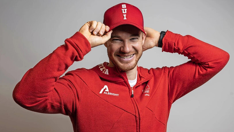 Die vierte Olympiamission ist zu Ende: Dario Cologna nach seiner Rückkehr am Flughafen Kloten.