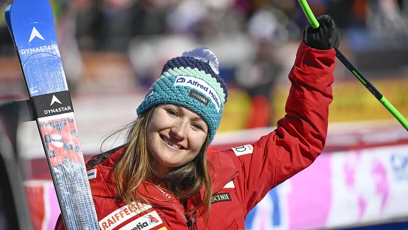 Priska Nufer strahlt in der Walliser Sonne