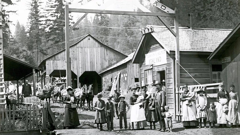 Die Glarner Fotopioniere Peter Britt (links) und Georges Leuzinger hielten ihre neue Heimat in Nord- und Südamerika fotografisch fest.